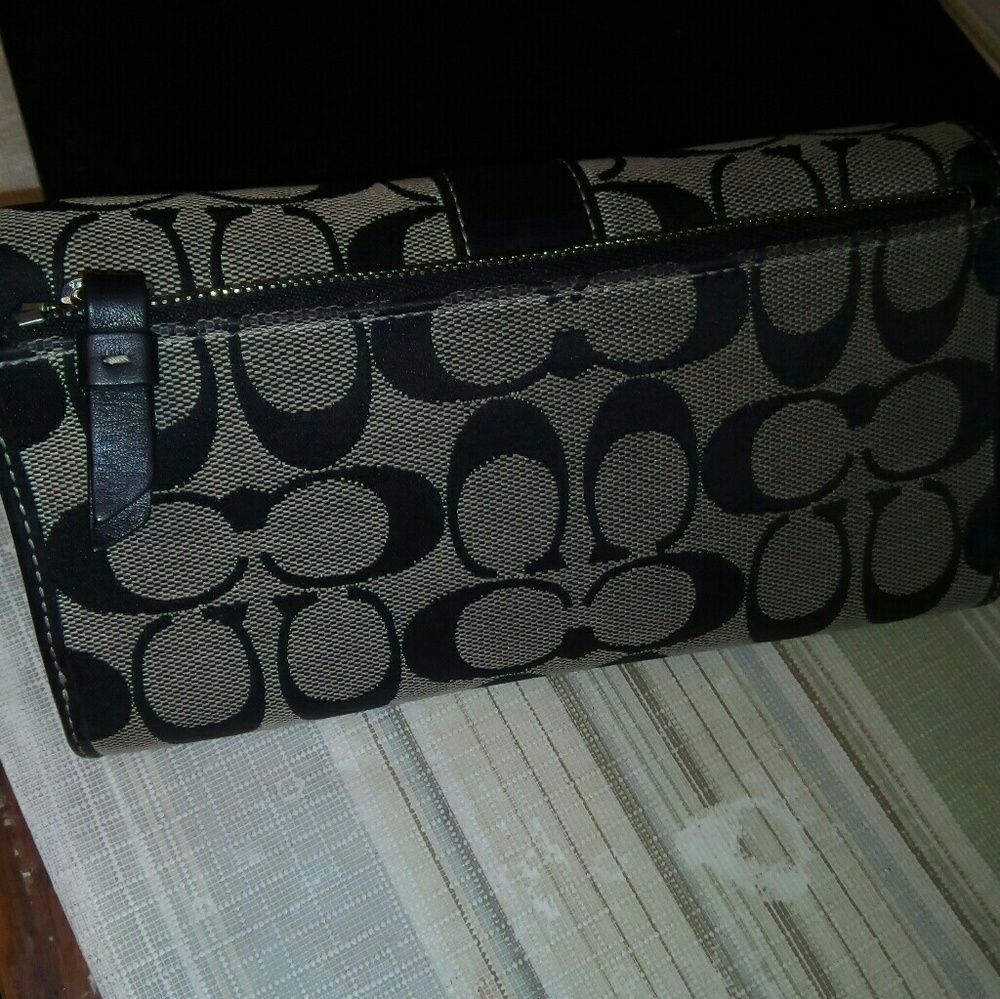 Ladies wallet